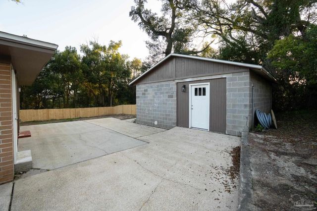 401 N Green St, Pensacola, FL 32505