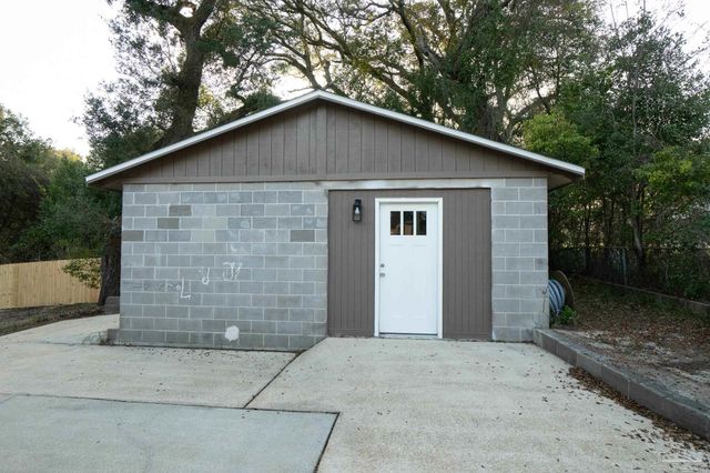 401 N Green St, Pensacola, FL 32505