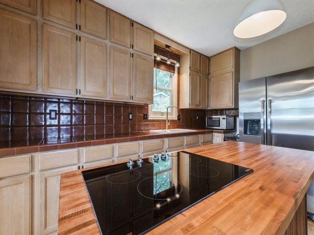 324 9th Street, West Des Moines, IA 50265