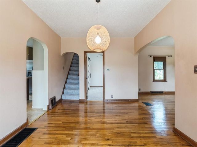 324 9th Street, West Des Moines, IA 50265