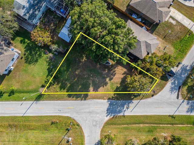 1104 W COLLEGE AVENUE, Ruskin, FL 33570