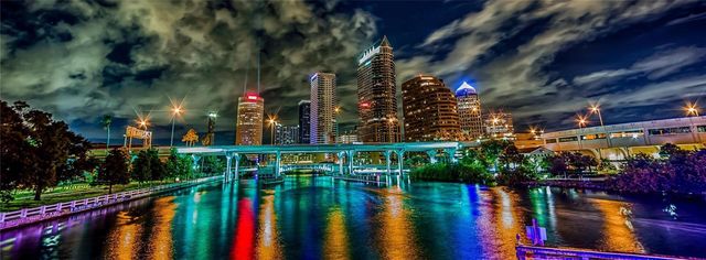 1104 W COLLEGE AVENUE, Ruskin, FL 33570