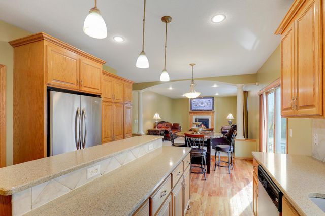 4417 104th Avenue N, Brooklyn Park, MN 55443