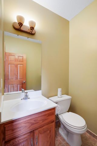 4417 104th Avenue N, Brooklyn Park, MN 55443