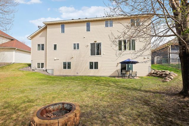 4417 104th Avenue N, Brooklyn Park, MN 55443