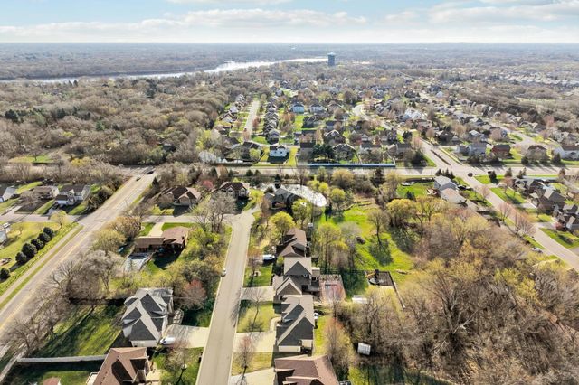 4417 104th Avenue N, Brooklyn Park, MN 55443
