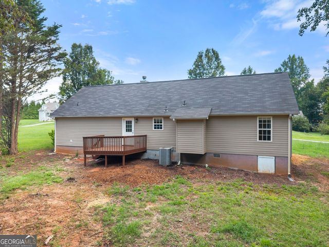 683 Ash Wood Lane, Cleveland, GA 30528