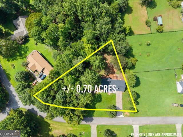 683 Ash Wood Lane, Cleveland, GA 30528