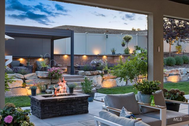 3329 N Cherry Laurel Way, Star, ID 83669