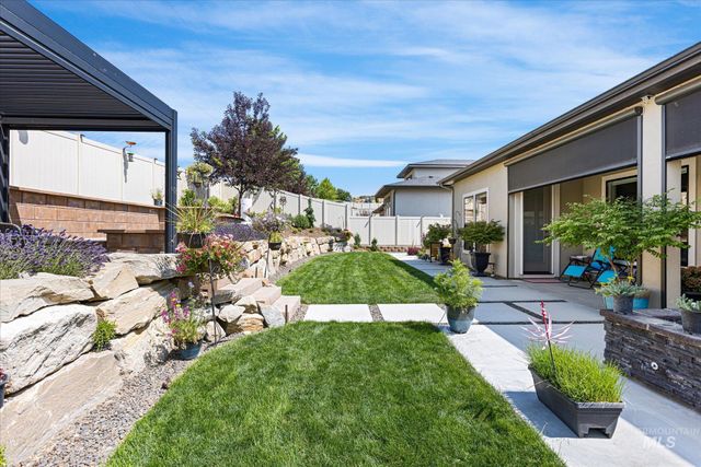 3329 N Cherry Laurel Way, Star, ID 83669