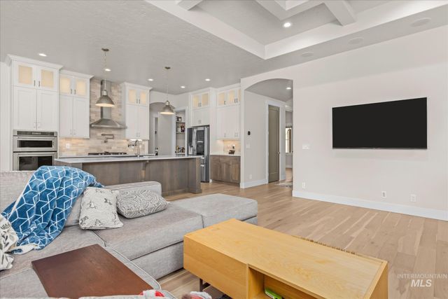 3329 N Cherry Laurel Way, Star, ID 83669