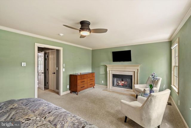 12 GOVERNORS LN, Princeton, NJ 08540