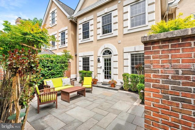 12 GOVERNORS LN, Princeton, NJ 08540