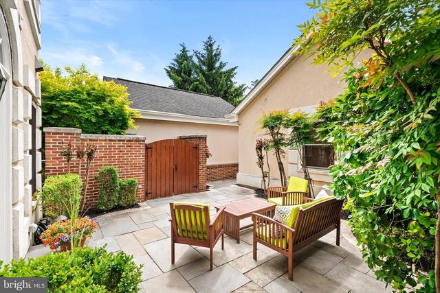 12 GOVERNORS LN, Princeton, NJ 08540
