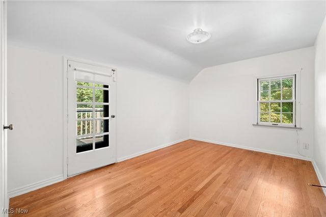 20975 Farnsleigh Road, Shaker Heights, OH 44122