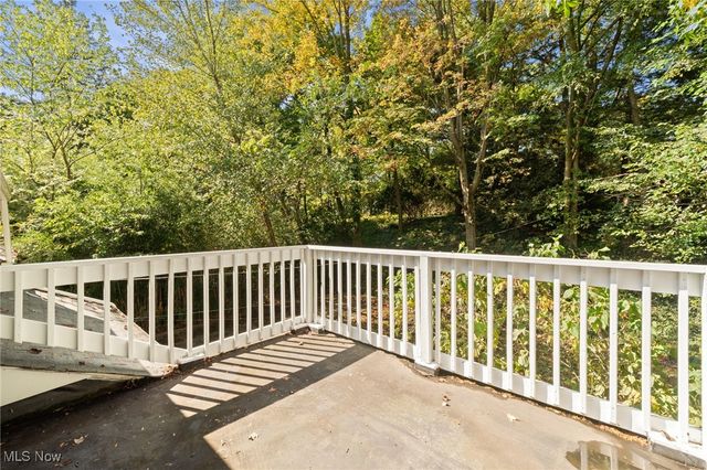 20975 Farnsleigh Road, Shaker Heights, OH 44122