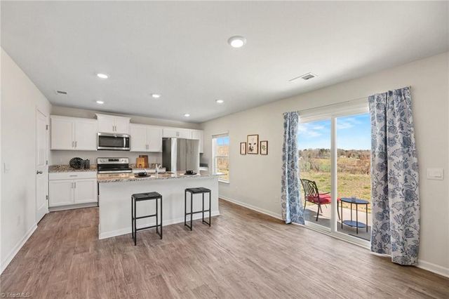 5223 Ironwood Drive, Winston-salem, NC 27127