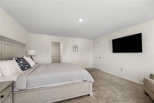 5223 Ironwood Drive, Winston-salem, NC 27127