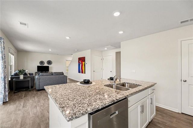 5223 Ironwood Drive, Winston-salem, NC 27127