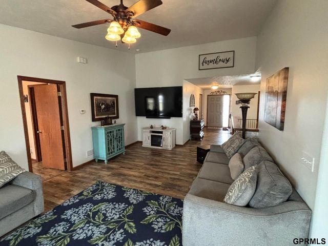 19810 Fairview Road, Gretna, NE 68028