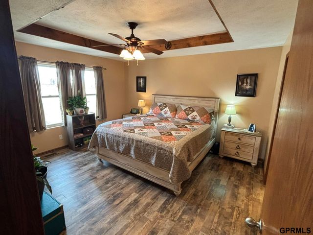 19810 Fairview Road, Gretna, NE 68028