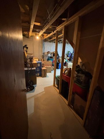 19810 Fairview Road, Gretna, NE 68028