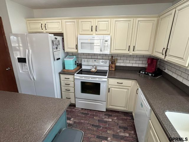 19810 Fairview Road, Gretna, NE 68028