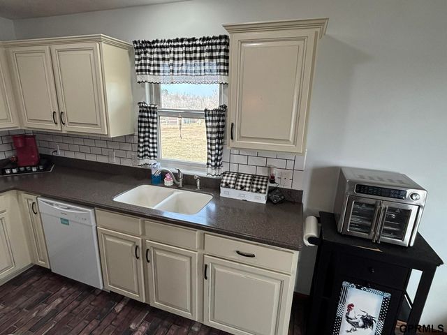 19810 Fairview Road, Gretna, NE 68028