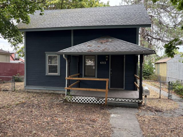 4312 N Post St, Spokane, WA 99205 property photo