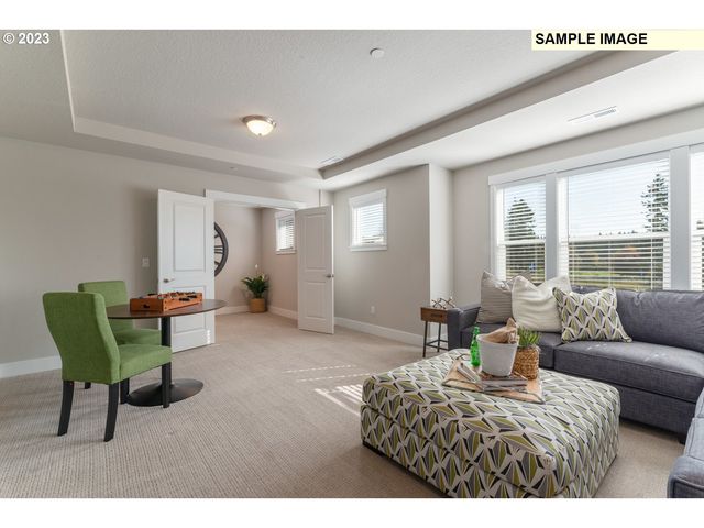 10252 Se COMPASS COURSE St 349, Happy Valley, OR 97086