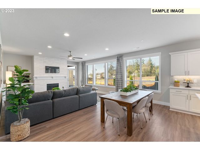 10252 Se COMPASS COURSE St 349, Happy Valley, OR 97086