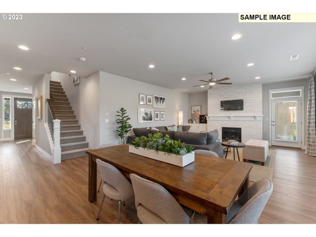 10252 Se COMPASS COURSE St 349, Happy Valley, OR 97086