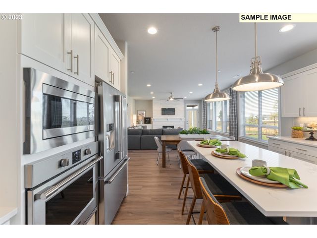 10252 Se COMPASS COURSE St 349, Happy Valley, OR 97086