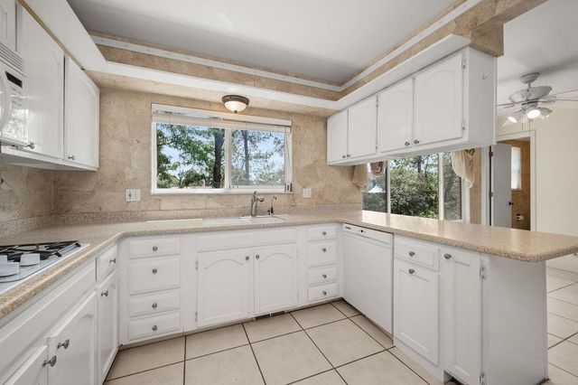 2720 N 8th Court, Grand Junction, CO 81506