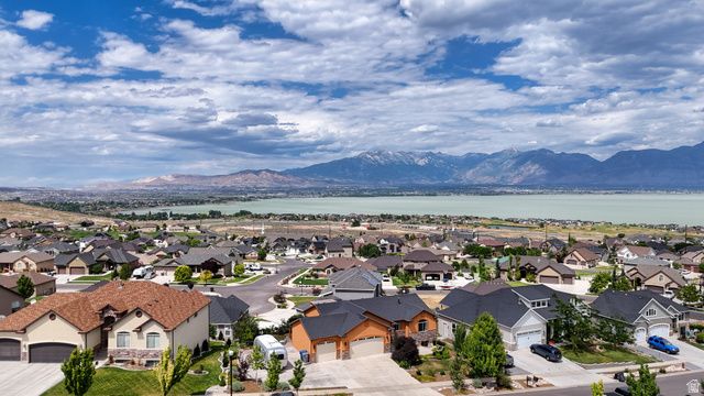 438 W CIMARRON AVE, Saratoga Springs, UT 84045