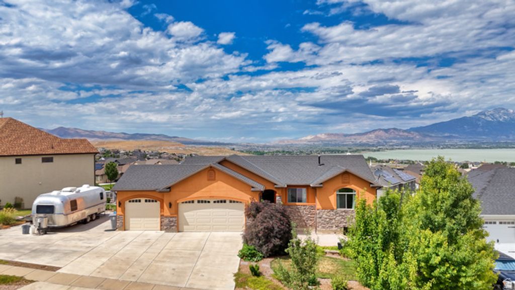 438 W CIMARRON AVE, Saratoga Springs, UT 84045