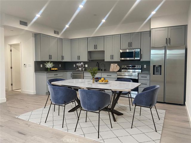 10453 Etiwanda Avenue, Porter Ranch, CA 91326