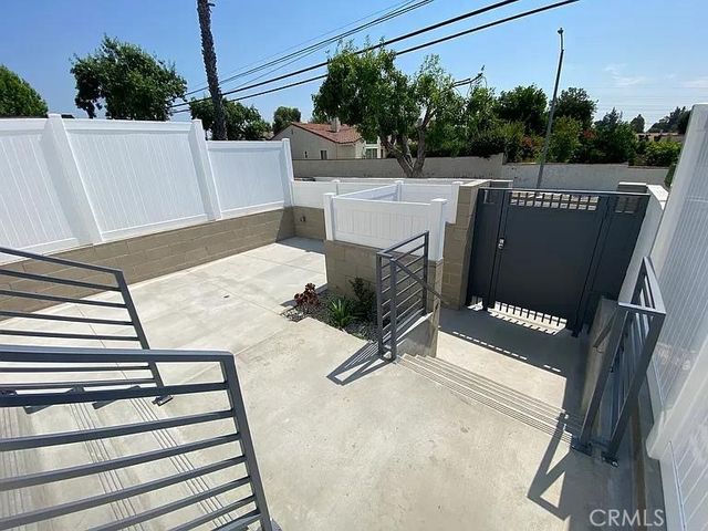 10453 Etiwanda Avenue, Porter Ranch, CA 91326