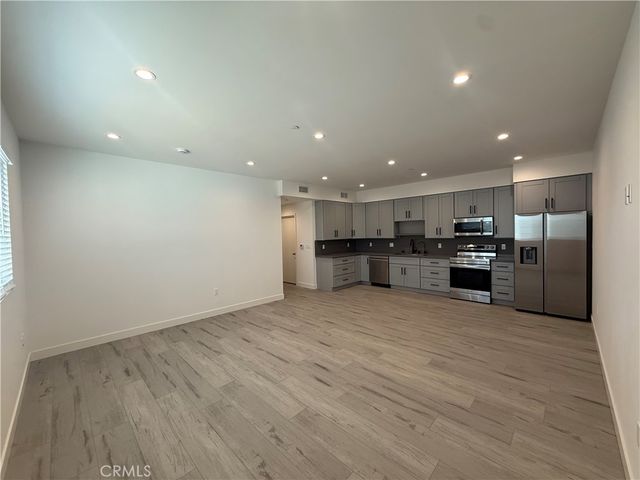10453 Etiwanda Avenue, Porter Ranch, CA 91326