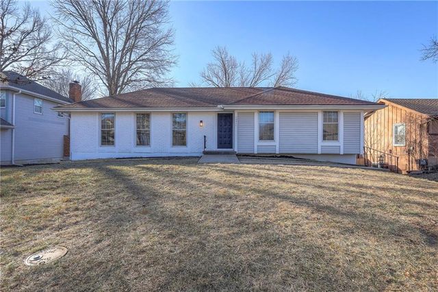 10411 W 49th Place, Shawnee, KS 66203
