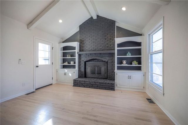 10411 W 49th Place, Shawnee, KS 66203