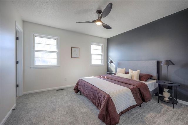 10411 W 49th Place, Shawnee, KS 66203