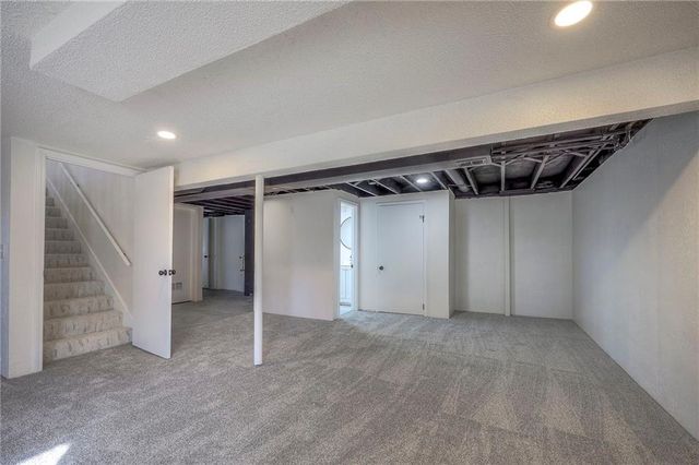 10411 W 49th Place, Shawnee, KS 66203