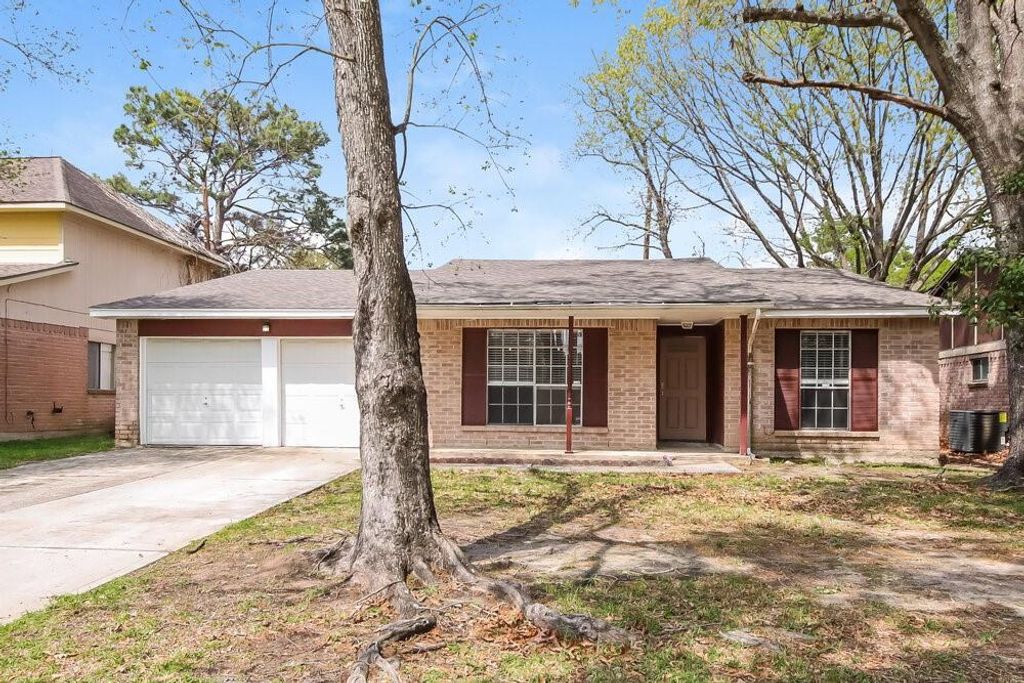 4511 Chestergate Drive, Spring, TX 77373