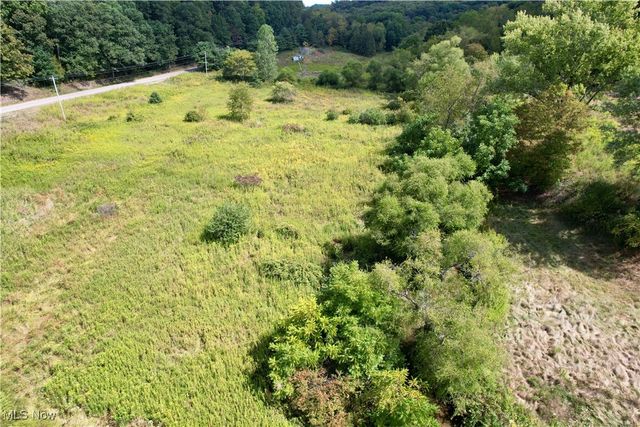 Aster Road, Carrollton, OH 44615