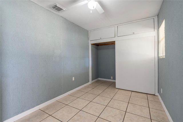 715 Center Street, Pasadena, TX 77506