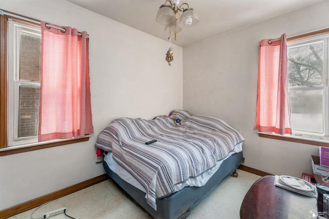 1331 Detroit Avenue, Lincoln Park, MI 48146