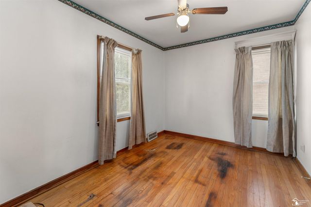 1331 Detroit Avenue, Lincoln Park, MI 48146