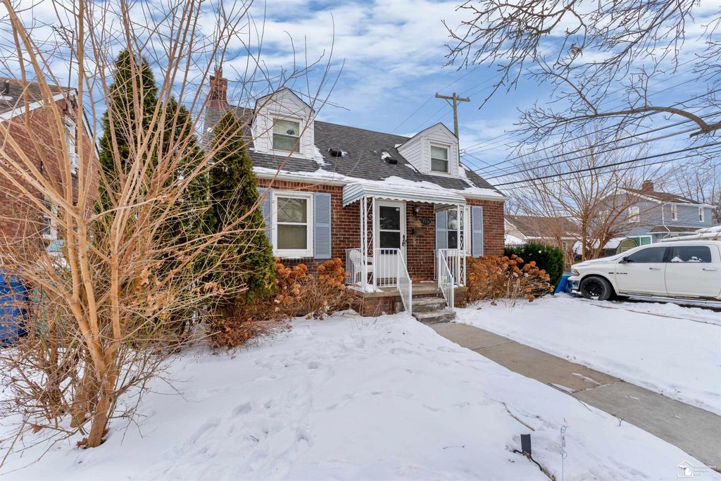 1331 Detroit Avenue, Lincoln Park, MI 48146