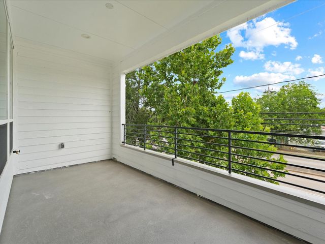 4830 Pinemont Drive, Houston, TX 77091